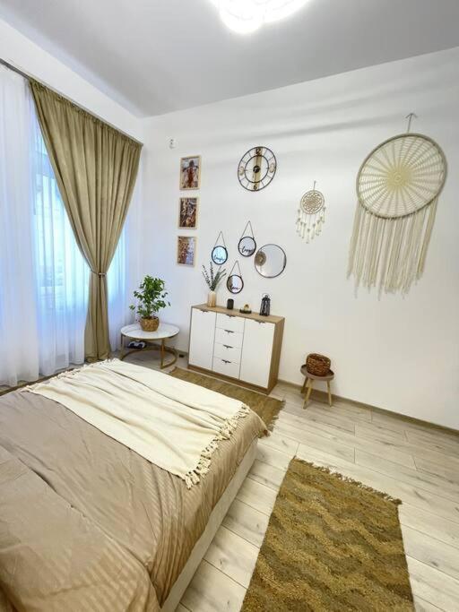 Apartament In Centrul Istoric Oradea Exteriör bild